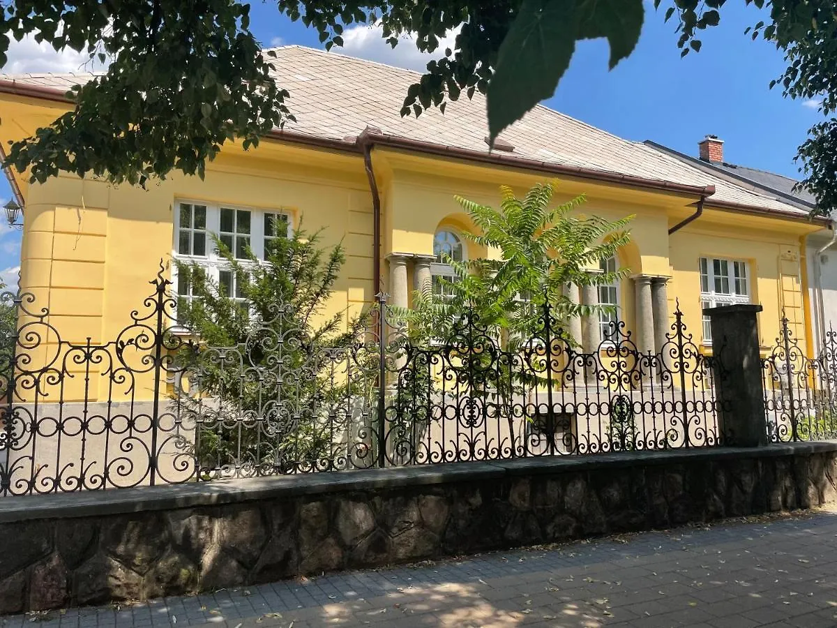 Bed & Breakfast Villabaroque_Eger Hungary